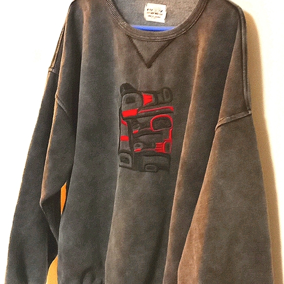 EUC Fuzzy Stonewash totem sweatshirt - Picture 1 of 5